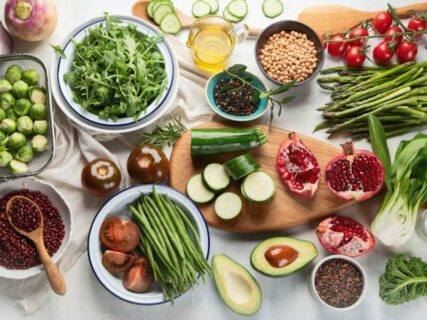 Веганське харчування – потенційні дефіцити та 5 важливих правил