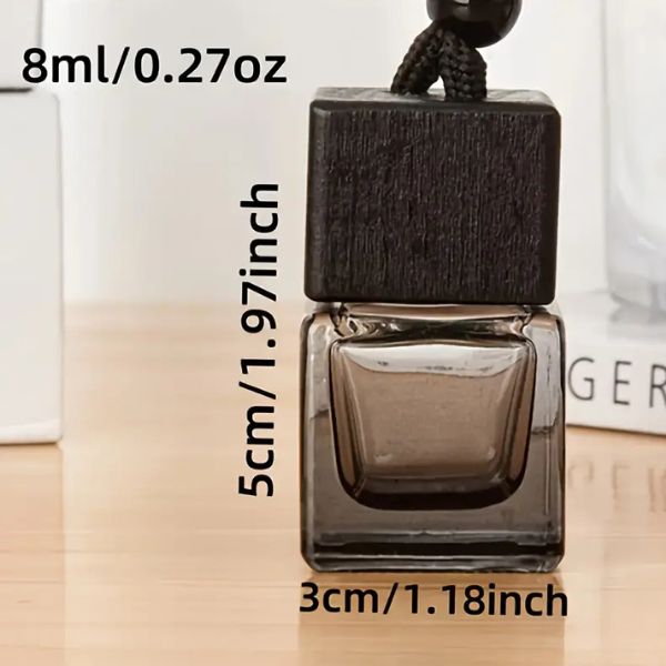 Підвісний флакон у машину